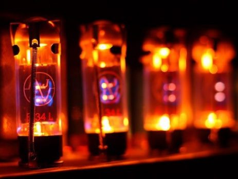 nano vacuum tubes